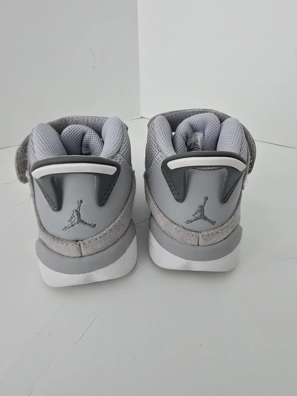 Jordan 6 Ring Toddler Kids Light Grey Suede & Mesh Hook-and-Loop Sneakers Size 6